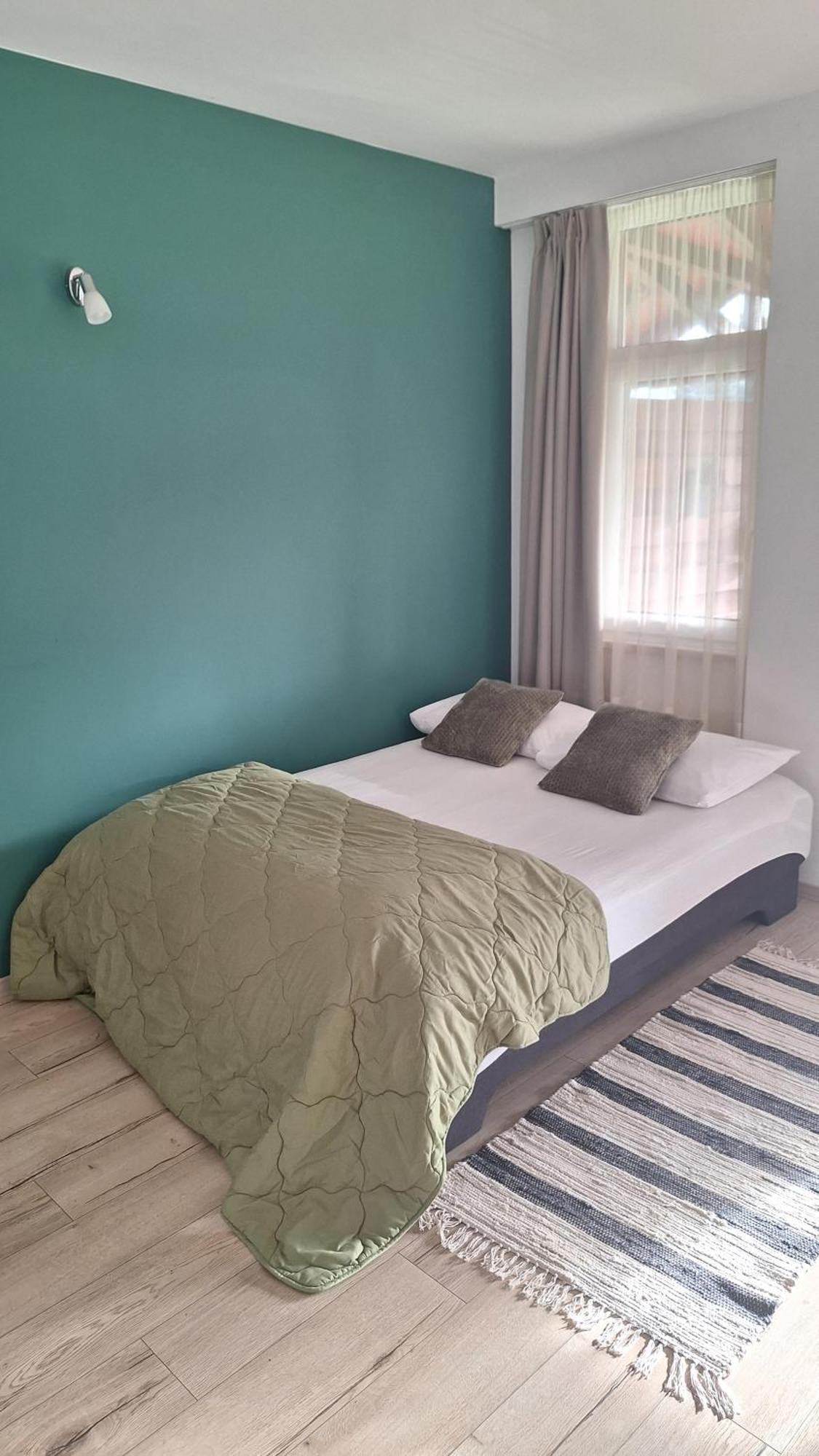 Guest House Flora Пазин Екстериор снимка
